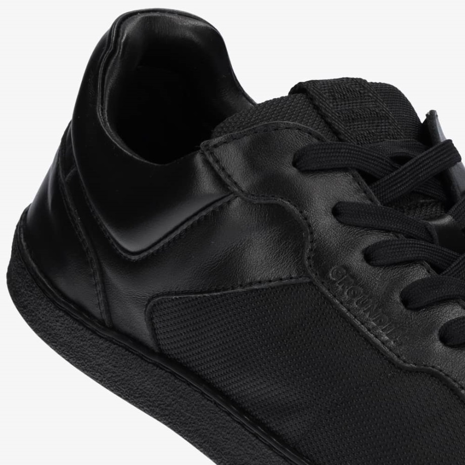 Court Men Black Groundies Suomi