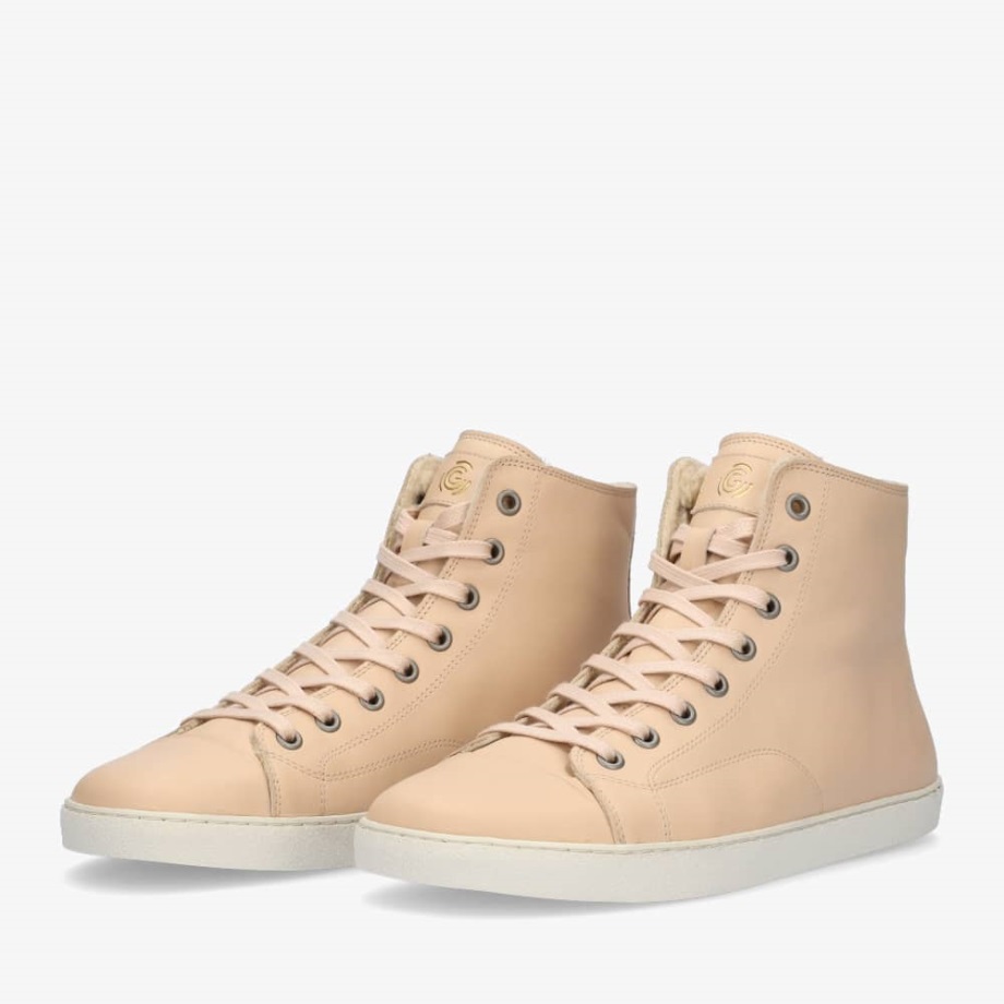 Manhattan Women Beige Groundies Suomi