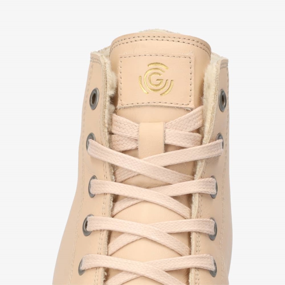 Manhattan Women Beige Groundies Suomi