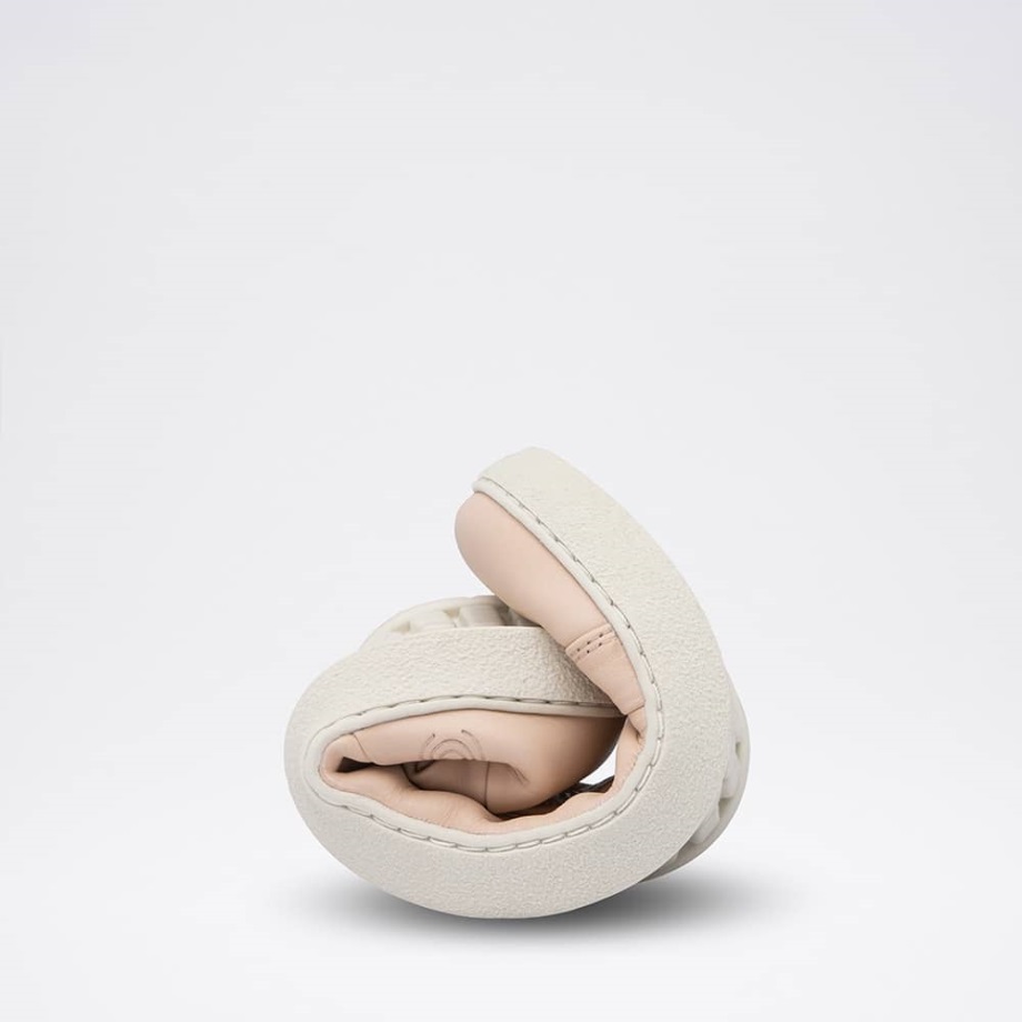 Nagoya Women Soft Pink Groundies Suomi