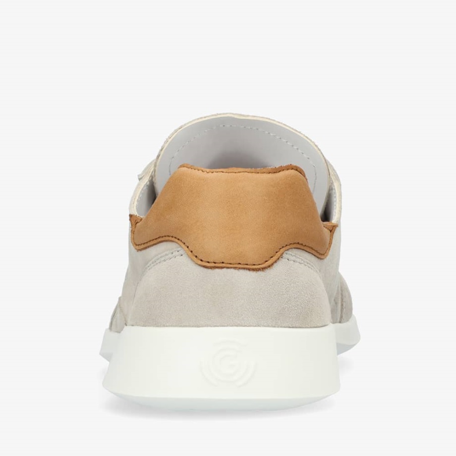 Springs Men Beige Groundies Suomi