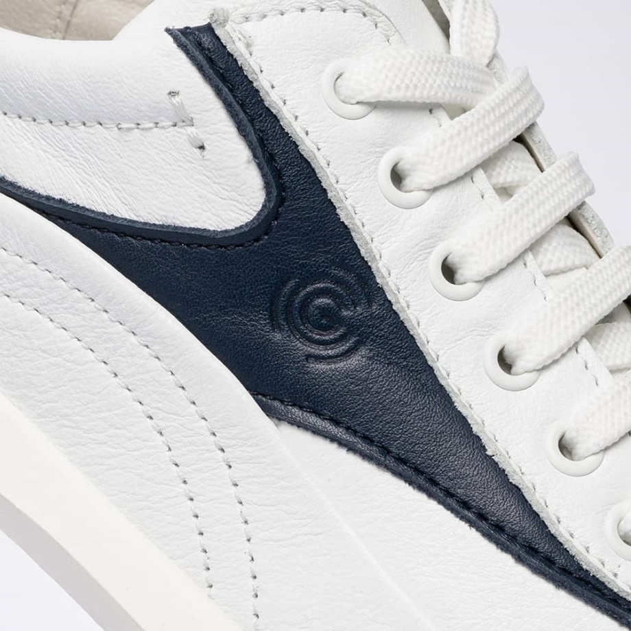 White Groundies Suomi Flow Women